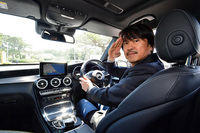 ピアノブラックとクロームでギラつかせたコックピットはオヤジにも似合う、はず!?