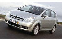 トヨタ、ジュネーブショーに欧州向け新型「カローラ・ヴァーソ」など出展