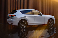 マツダが新型SUV「CX-60」を発表　2022年初秋に国内での発売を予定の画像