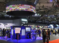 ジャパンモビリティショー2023のトヨタブース。手前に見えるスペースに「ネオステア」のシミュレーターが並んでいた。