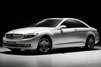 メルセデスの最上級クーペ「CLクラス」一新