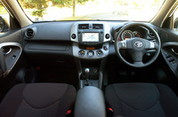 トヨタRAV4 G（4WD/CVT）／SPORT（4WD/CVT）【試乗記】の画像