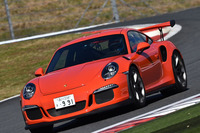 「GT3 RS」にはリアアクスルステアリングや電子制御リアディファレンシャルなどからなる「ポルシェ・トルク・ベクトリングプラス」が装備される。