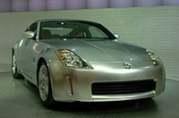 初日に突如公開された「次期GT-R」のデザインスタディ（上）
	GT-Rが出るまでは「主役」だった「次期フェアレディZ」（下）
	
	 