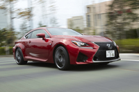 レクサスRC F（FR/8AT）／RC350“Fスポーツ”（FR/8AT）【試乗記】の画像