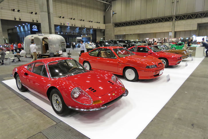 CLUB CLASSIC CAR LOVERSのブースの様子。