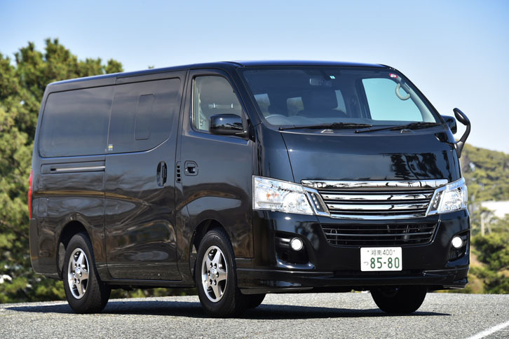 「NV350キャラバン」は2015年1月にマイナーチェンジを受け、4ナンバーバンクラス初の「エマージェンシーブレーキ」が搭載された。