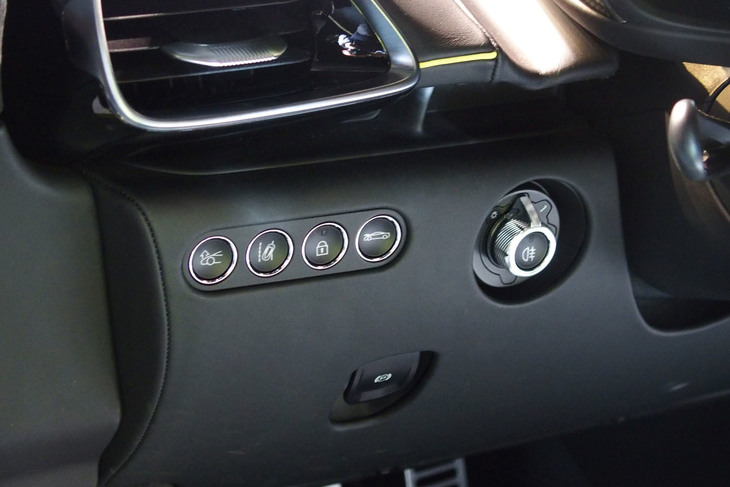 マクラーレン・アルトゥーラ（インテリア）