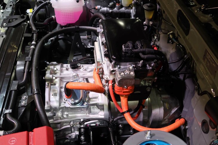 トヨタAE86 BEVコンセプト（モータールーム）