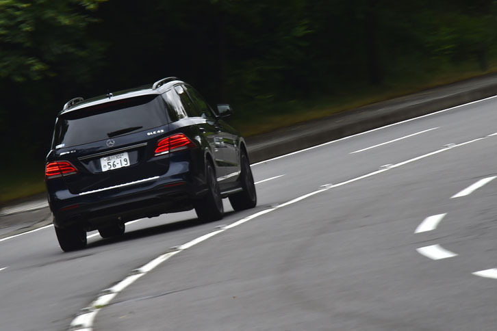 今回の試乗距離は約760kmに及び、満タン法による燃費は8.6kmリッターを記録した。