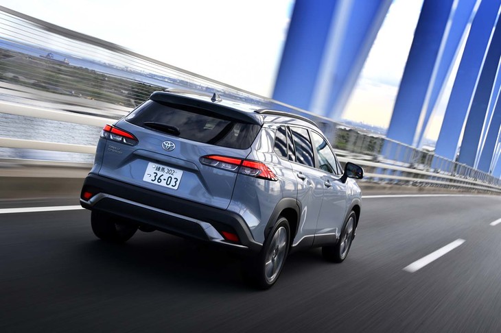 今回は100kmほどの距離を試乗。燃費は満タン法で10.5km/リッター、車載の燃費計で9.7km/リッターを記録した。