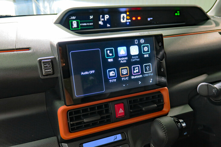 ダイハツ・タント ファンクロス（9インチスマホ連携ディスプレイオーディオ）