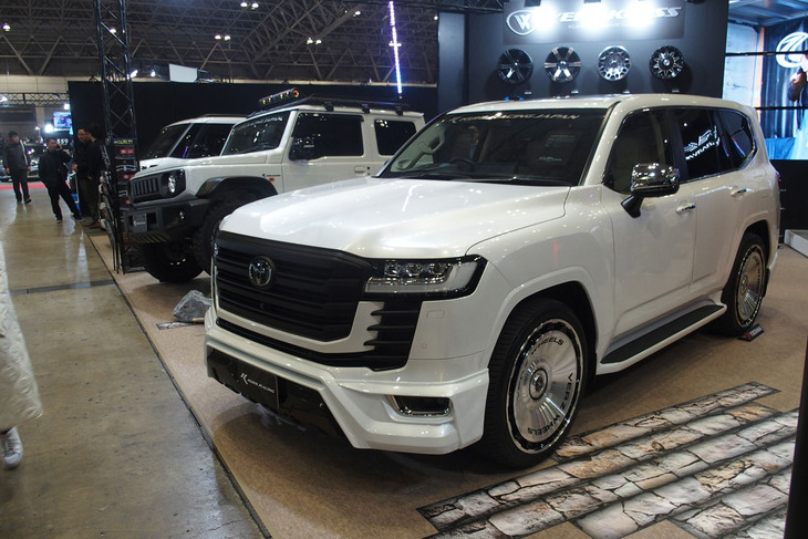 LANDCRUISER　LC300-SS