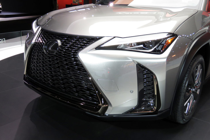 レクサスUX（エクステリア）