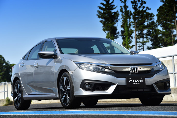 「シビックセダン プロトタイプ」のボディーサイズは、全長4650×全幅1800×全高1415mm。日本では埼玉製作所で、北米ではアメリカのインディアナ工場とカナダ・オンタリオ州にある第1工場で製造される。
	 
	