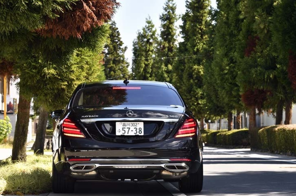 メルセデス-Maybach S-Class ４WS機構 メルセデス-Maybach S-Class 4WS機構 より豪華に、美しく