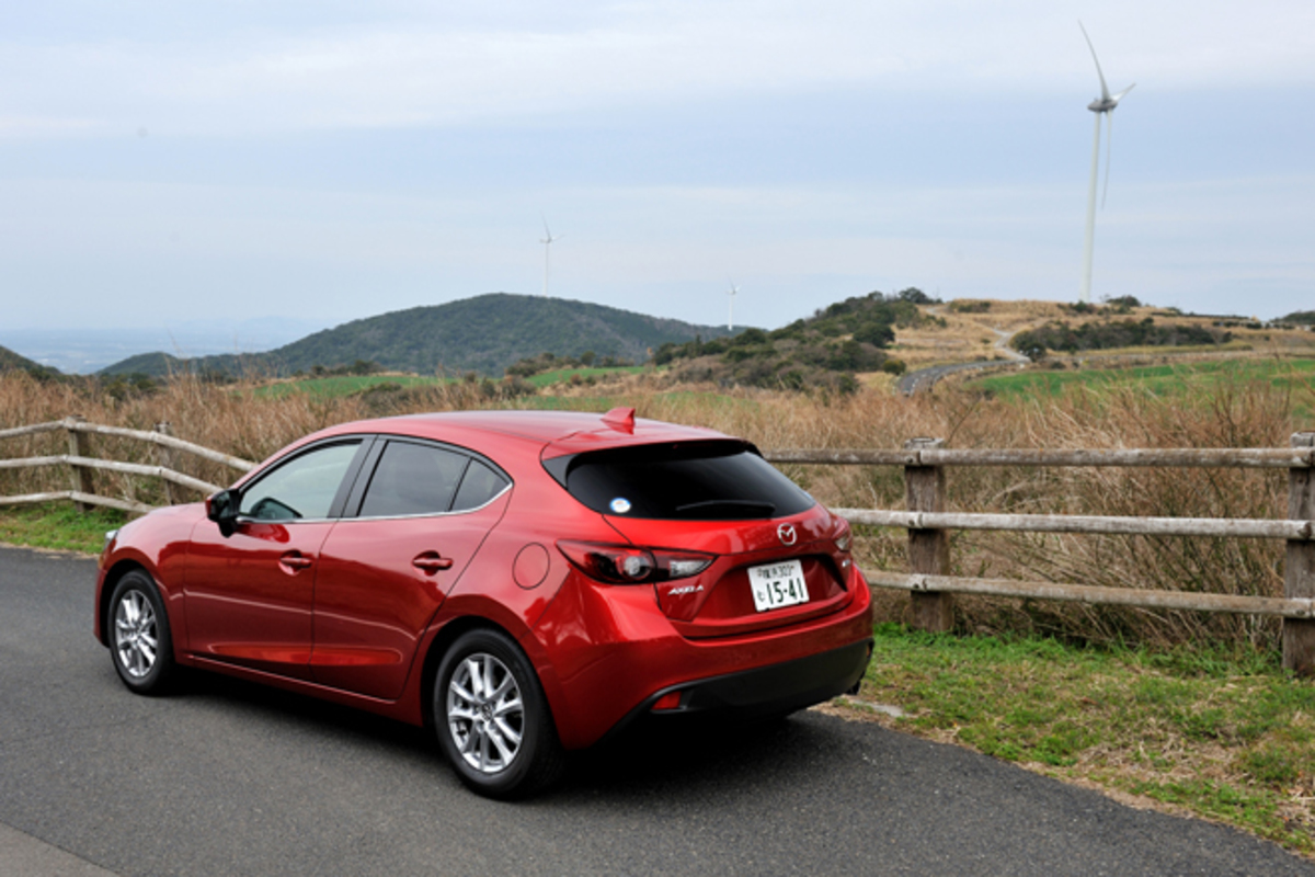 マツダ・アクセラスポーツXD／アクセラハイブリッドHYBRID-S L