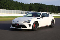 トヨタ86“GR”プロトタイプ