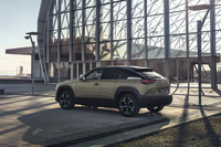 マツダがロータリーエンジン搭載の新型車を世界初公開の画像