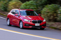 BMW 118iプレイ（FF/7AT）／M135i xDrive（4WD/8AT）【試乗記】