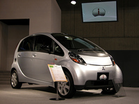 東京オートサロン　三菱（11）