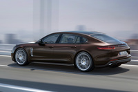 「パナメーラ4エグゼクティブ」