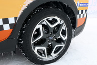 ミシュランの定番スタッドレスタイヤ「X-ICE XI3」が雪上での激しい走りを支える。