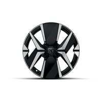 「GT」グレードの新ホイール。