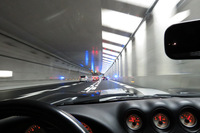 ちなみに道は、江戸川を越えた辺りからご覧の通りのトンネルに。それもあって、京葉道路と接続する京葉JCTは相当に複雑でマニアックな構造になっているのだそうな。