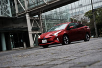 基本となるスタイリングについては、2代目からの特徴となっている「トライアングルシルエット」を踏襲。Cd値は0.24と公表されている。