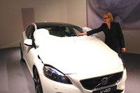 今回、チャイルドシートの取り付け位置についていろいろとお話をうかがった、ボルボのAnnika Erikssonさん。
    