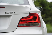 「BMW1シリーズ」は2011年9月22日に新型が国内発表されたが、クーペモデルは継続して販売される。