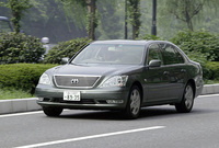 トヨタ・セルシオA仕様（6AT）【ブリーフテスト】の画像