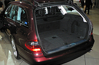 すべてのエンジンでワゴンモデルを選ぶことができる。