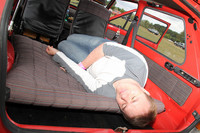 後席シートを広げるだけでも十分仮眠できる!?