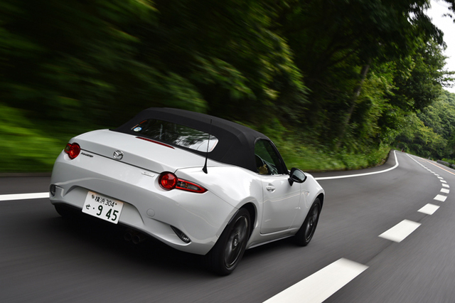 マツダ・ロードスターS（FR/6MT）／ロードスターSレザーパッケージ（FR