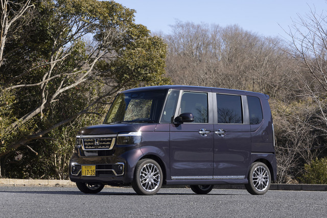 新型N-BOX COSTOM PREMIUM STYLE