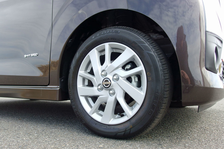 日産デイズ ハイウェイスターXプロパイロットエディション（タイヤ＆ホイール）