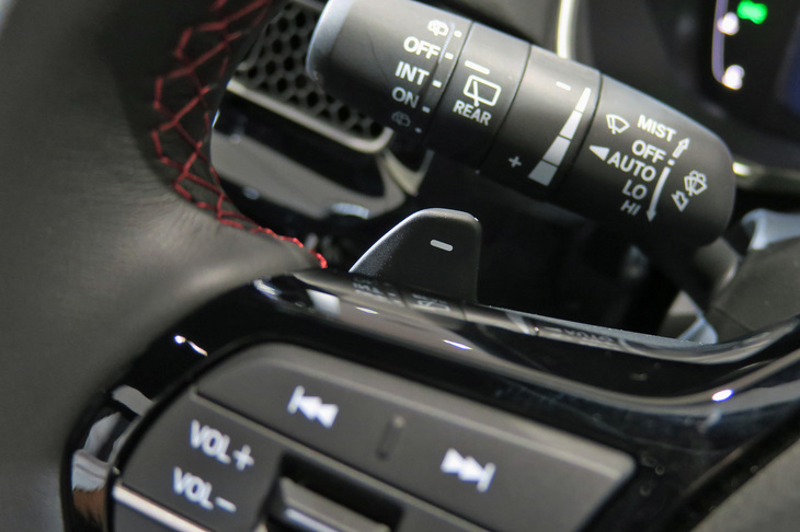 ホンダ・シビックEX（シフトパドル）