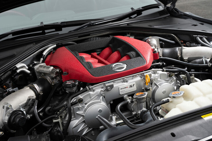 試乗車は2013年モデルだったが、エンジンには2017年モデルの基準車並みの最高出力と、同「NISMO」並みの最大トルクを発生する「S1エンジンメニュー」が施されていた。