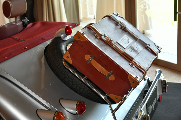 モーガン4/4（キャリーケース）