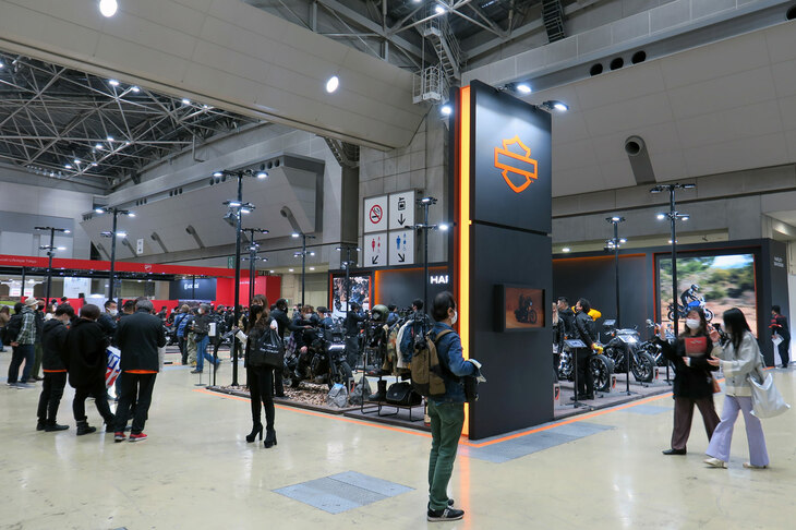 ハーレーダビッドソンの出展ブースの様子。