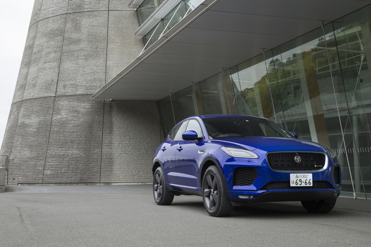 ジャガーEペースR-DYNAMIC SE P250