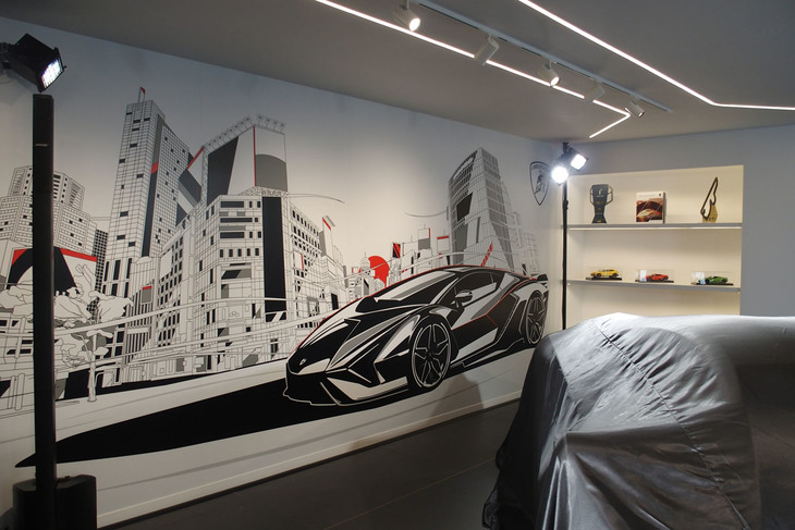 「THE LOUNGE TOKYO」の1階フロア。