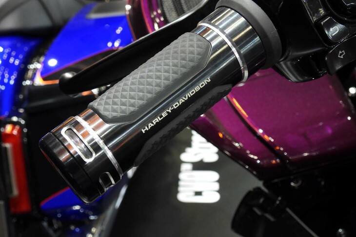 ハーレーダビッドソンCVOロードグライド