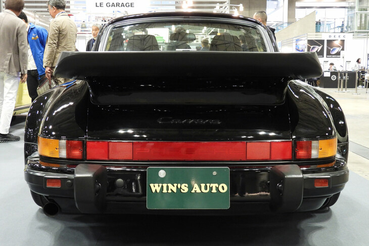 ポルシェ911カレラ3.2ターボルック（1987年／WINS AUTO）