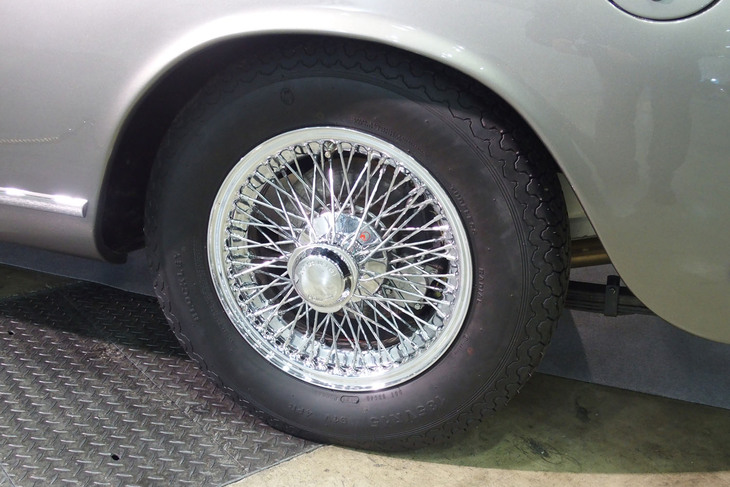 アルヴィス3リッター グラバー スーパーカブリオレ（コンティニュエーションモデル）