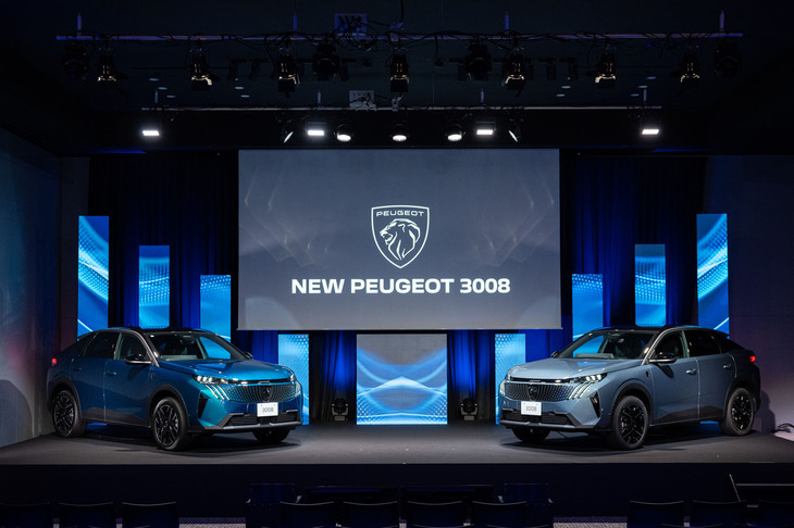 「プジョー3008」の発表イベント会場の様子。