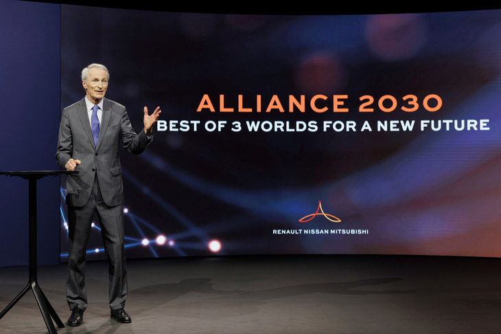 「Aliance2030」のオンライン説明会にて登壇する、ルノーのジャンドミニク・スナール会長。