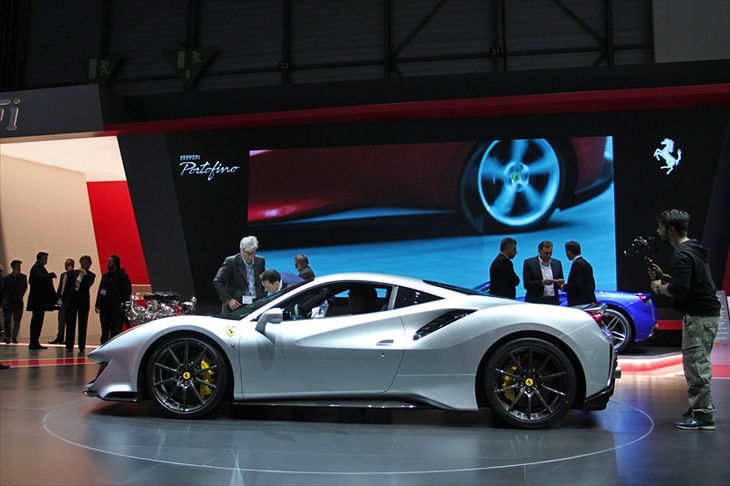 フェラーリ488ピスタ（エクステリア）